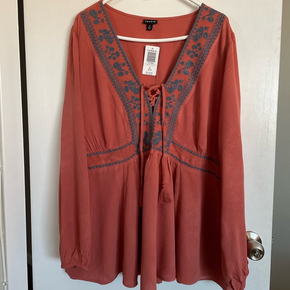Torrid Embroidered Lace Up Babydoll Top - Sizes 2X & 3X - Picture 3 of 13